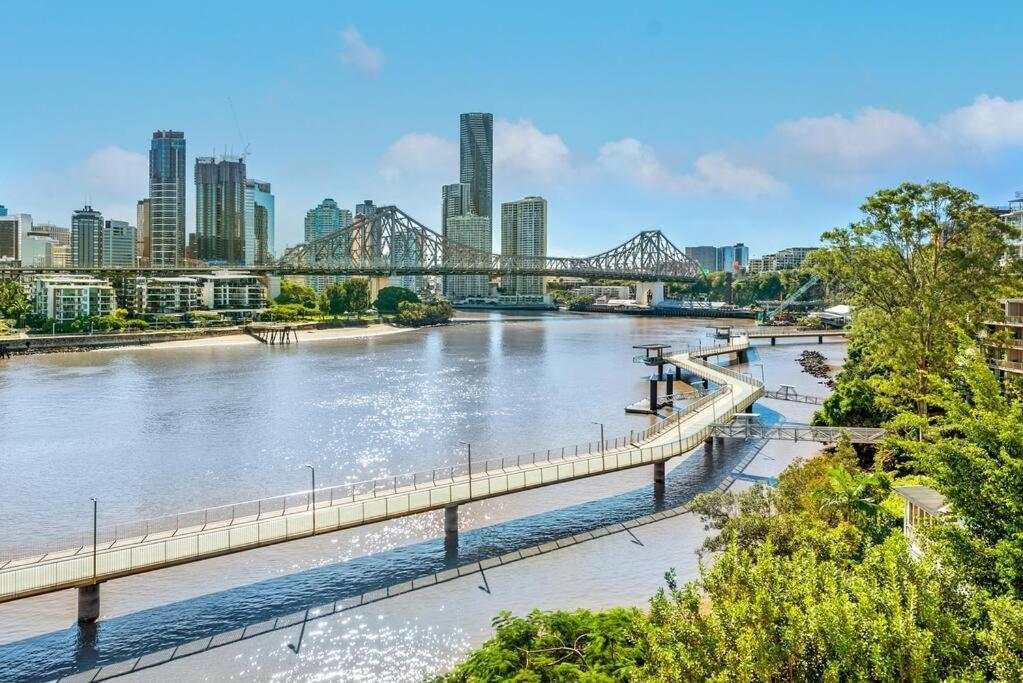 Fab! ~ Skyline City, Water + Story Bridge Views Brisbane Zewnętrze zdjęcie